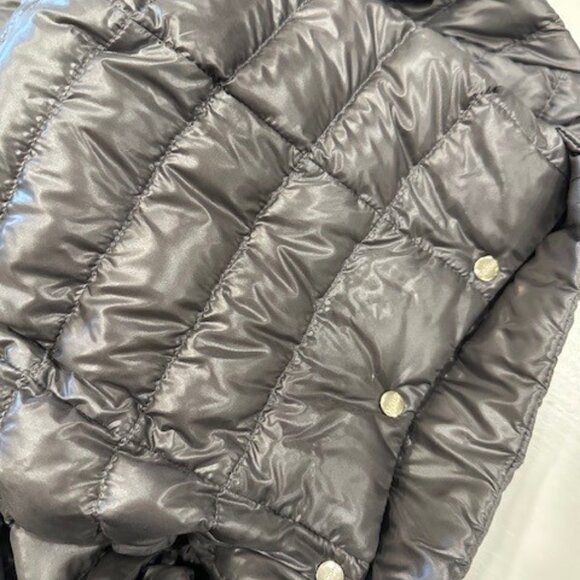 Herno Striped Sleeve Short Down Bomber Jacket - Picture 4 of 9